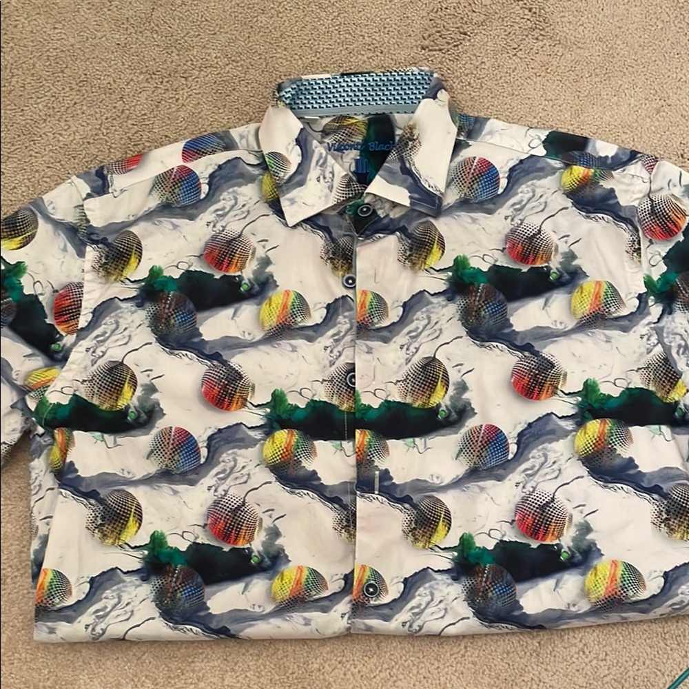Robert Graham Colorful Abstract Shirt. Visconti black disco ball shirt. Size m